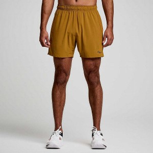 Men's Saucony Outpace 5" Shorts Brown | AHOYPWU-34