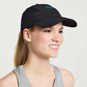 Women's Saucony Outpace Petite Hats Black | WVSBECL-41