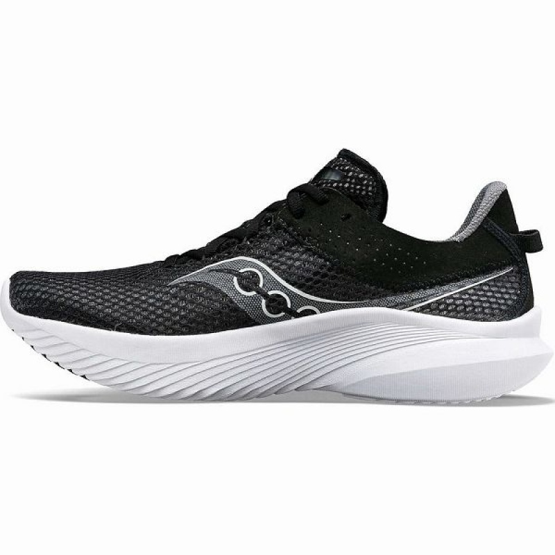 Men's Saucony Kinvara 14 Wide Running Shoes Black / White | EVNUWAF-68