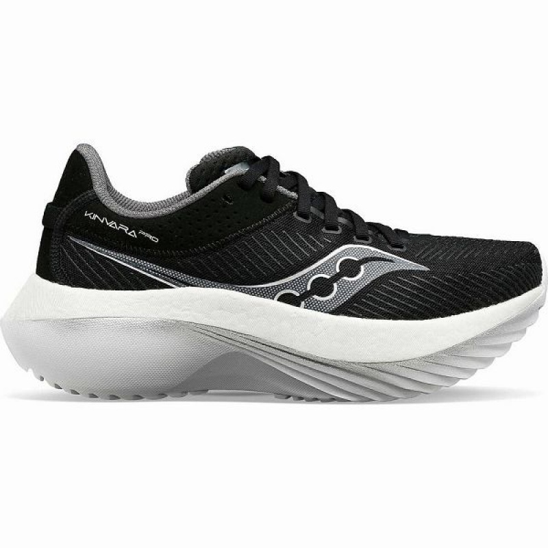 Men\'s Saucony Kinvara Pro Running Shoes Black / White | SXZAGUN-05