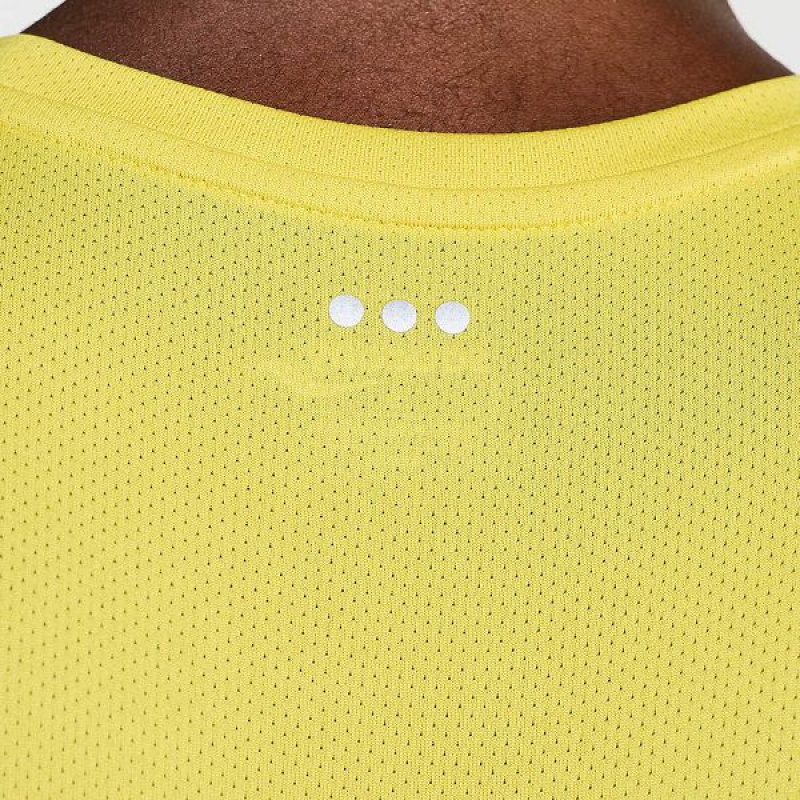 Men's Saucony Stopwatch Graphic Short Sleeve T Shirts Yellow | DMUZWKY-74