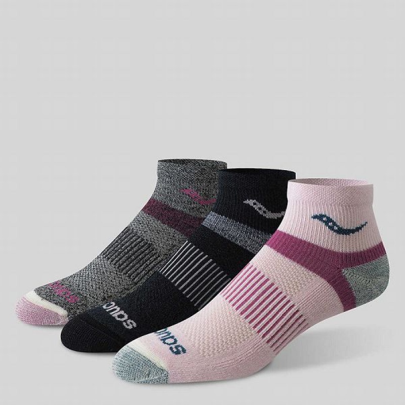 Women\'s Saucony Inferno Merino Wool Blend Quarter 3-Pack Socks Pink | KUIAZJO-38